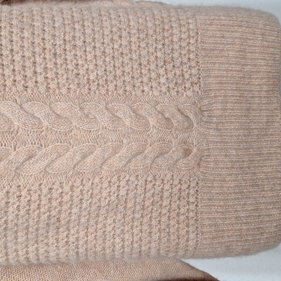 Sleeping On Snow Anthropologie Coastal Off The Shoulder Cable Knit Sweater Sz. L - Picture 5 of 14